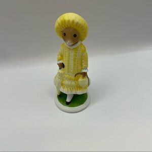 Franklin Mint Woodmouse family violet figurine